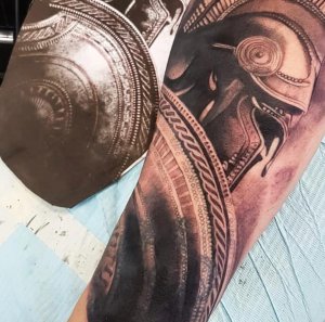 西安方先生大腿上的欧美斯巴达勇士纹身图案
